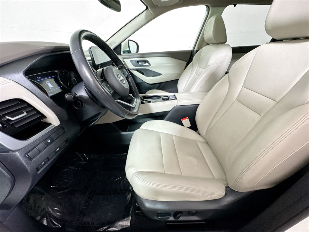 2022 Nissan Rogue AWD SL photo 4
