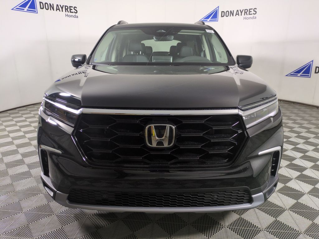 2025 Honda Pilot Touring photo 7