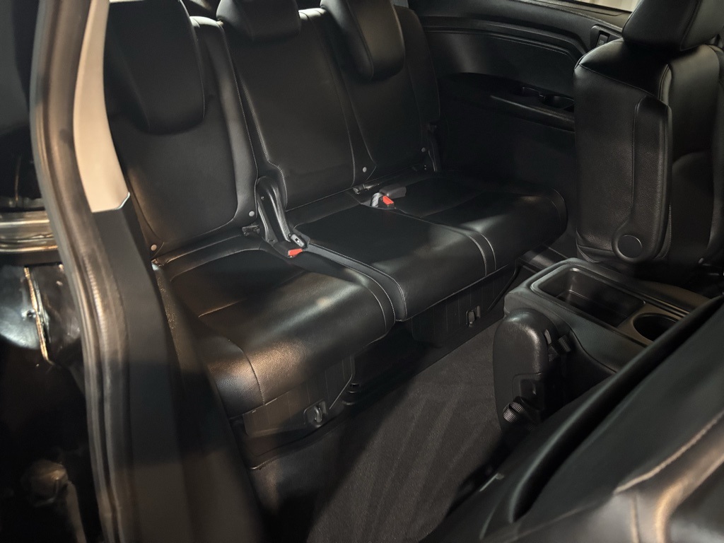 2023 Honda Odyssey EX-L photo 3
