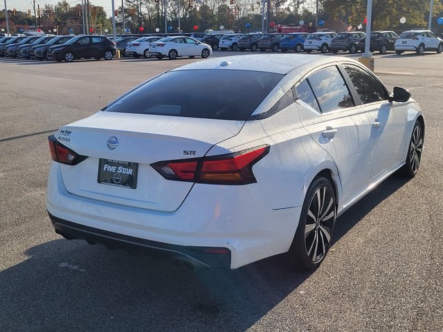 2019 Nissan Altima 2.5 SR photo 2