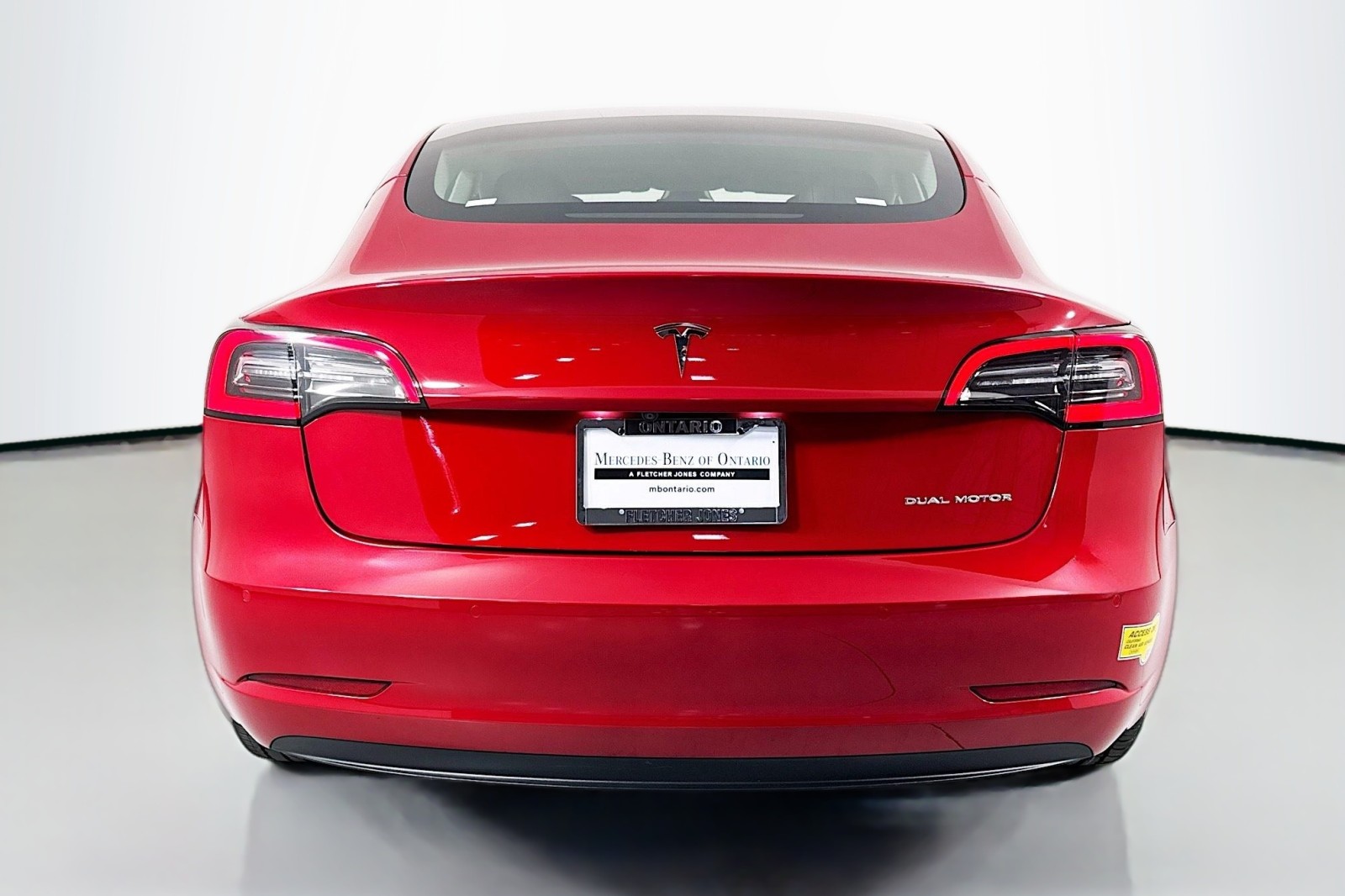 2022 Tesla Model 3 Long Range photo 3