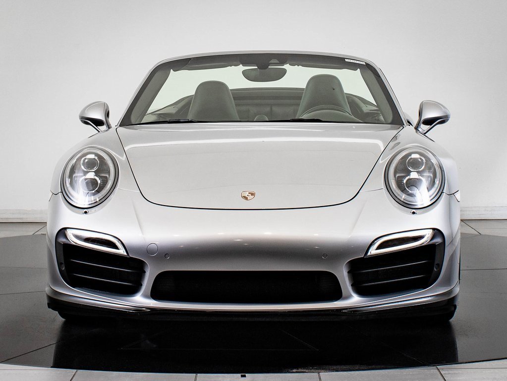 2016 Porsche 911 Turbo S photo 11