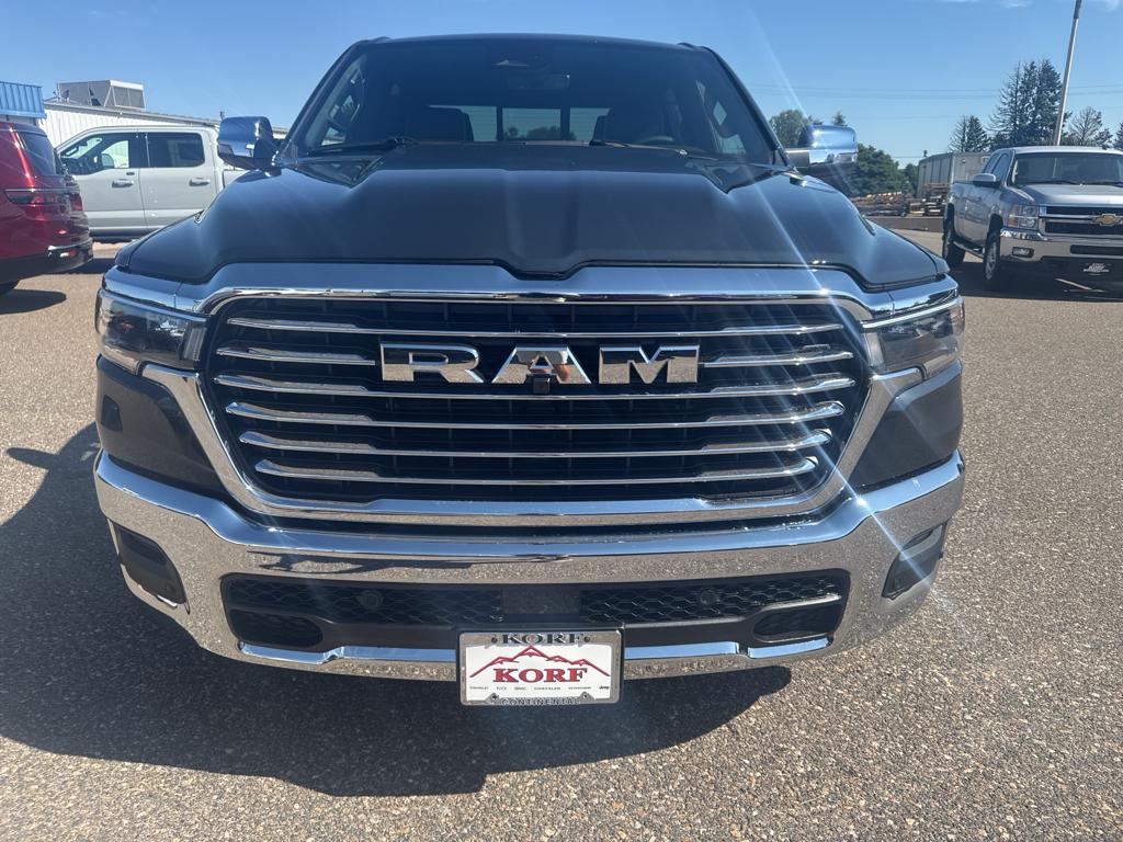2025 Ram 1500 Laramie photo 3
