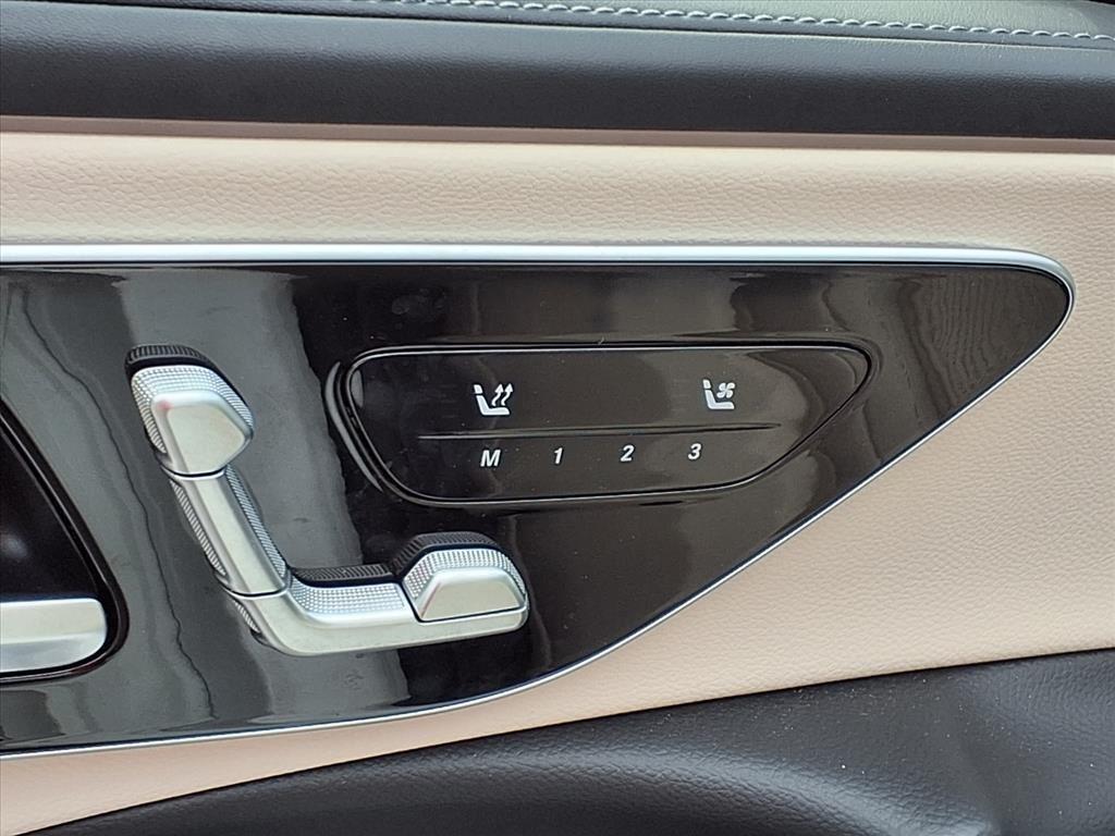 2024 Mercedes Benz E 450 4MATIC photo 4