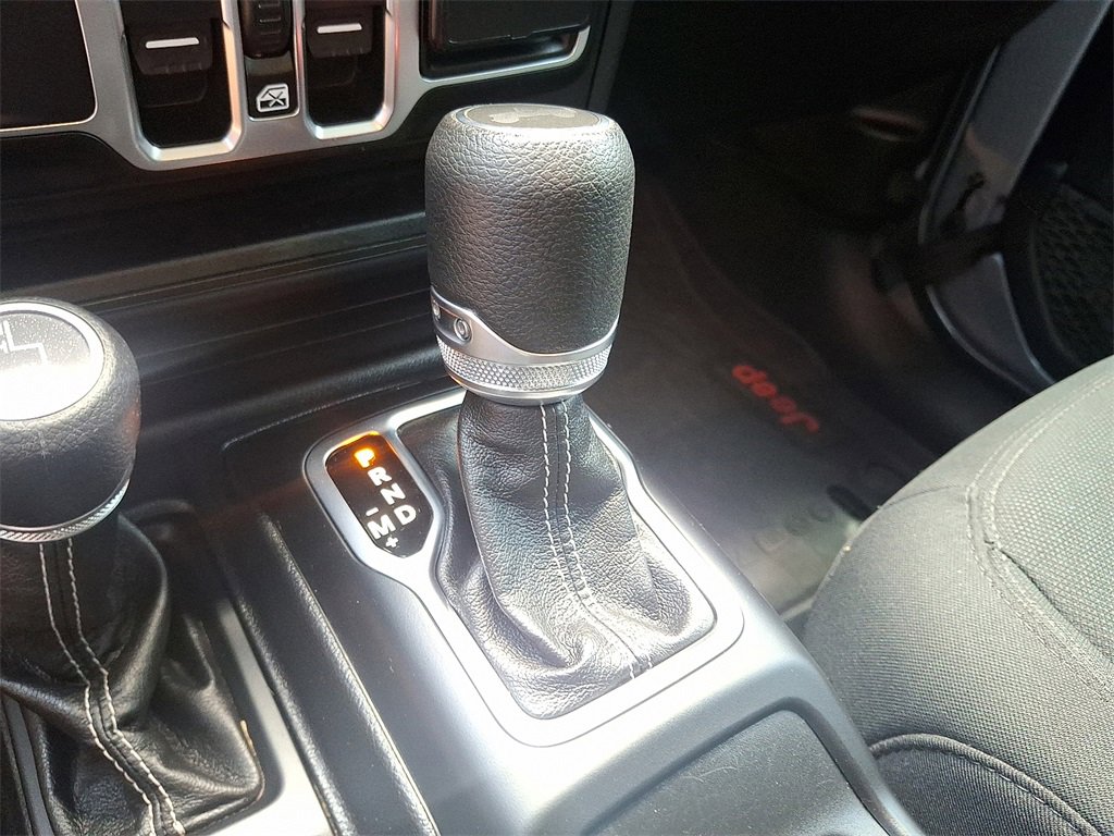 2021 Jeep Wrangler Unlimited Sahara photo 14
