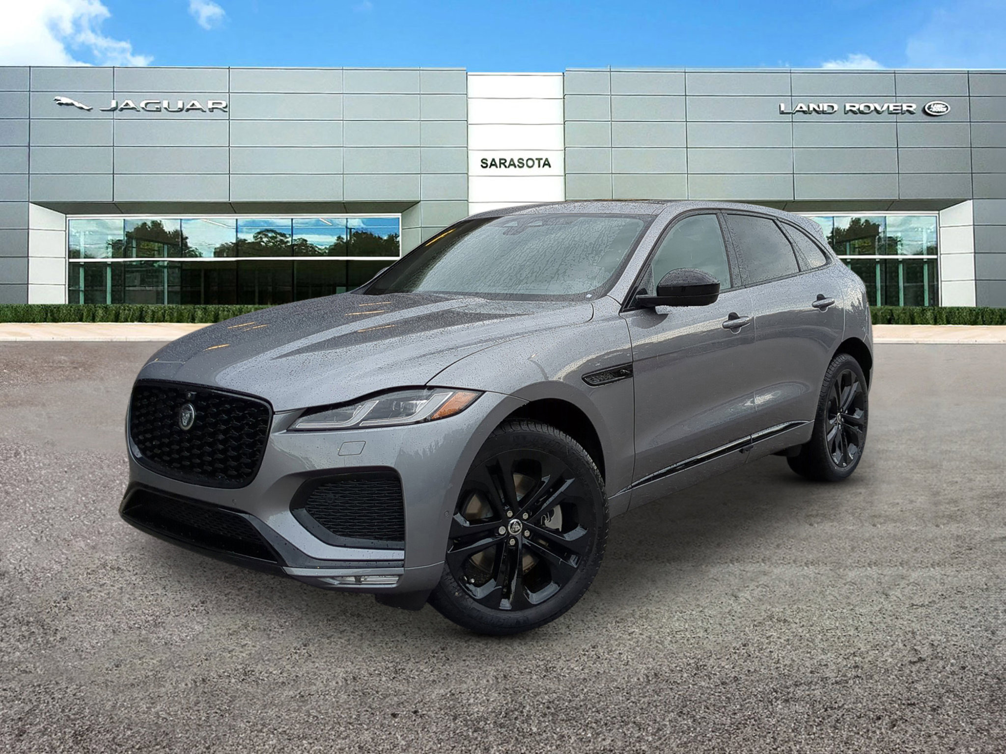 2026 Jaguar F-Pace R-Dynamic S's photo