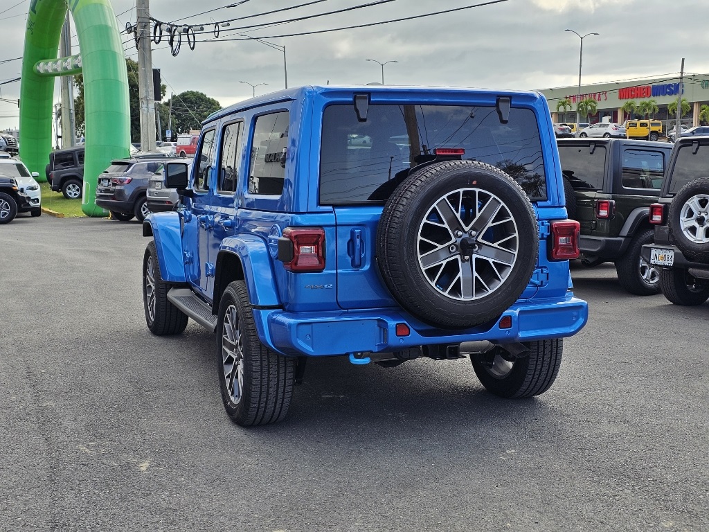 New 2023 Jeep Wrangler Sahara 4xe 4D Sport Utility en Mayagüez 
