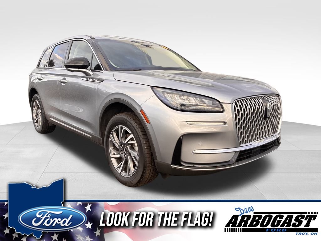 2023 Lincoln Corsair Base's photo