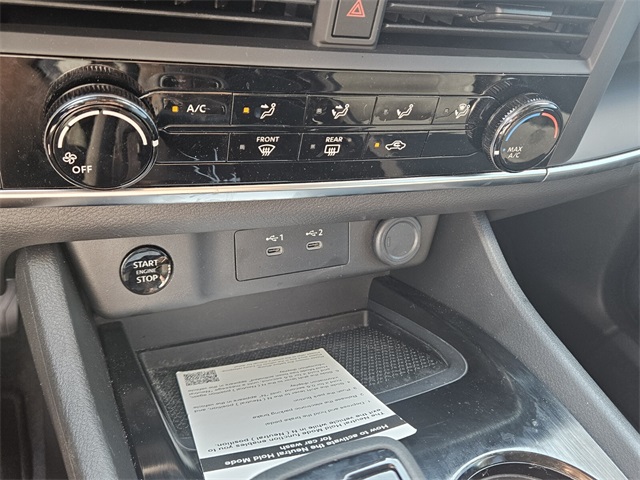 2025 Nissan Rogue S photo 18