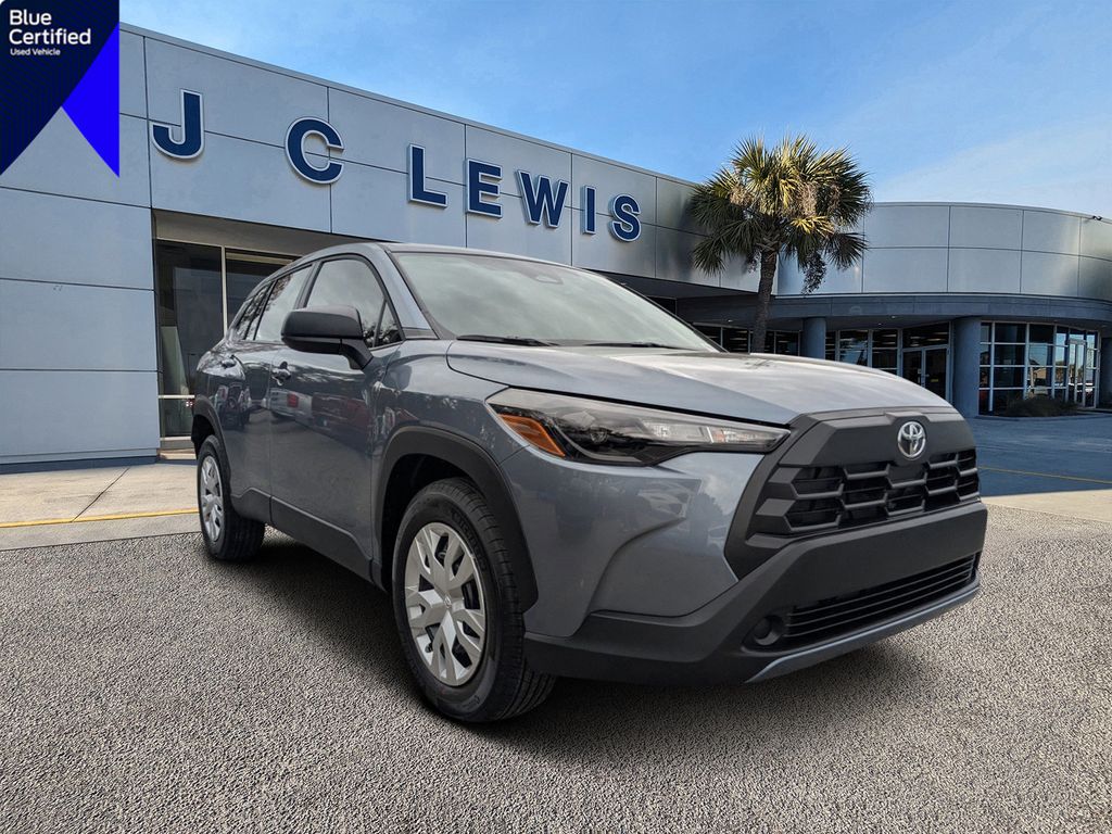 2026 Toyota Corolla Cross L's photo