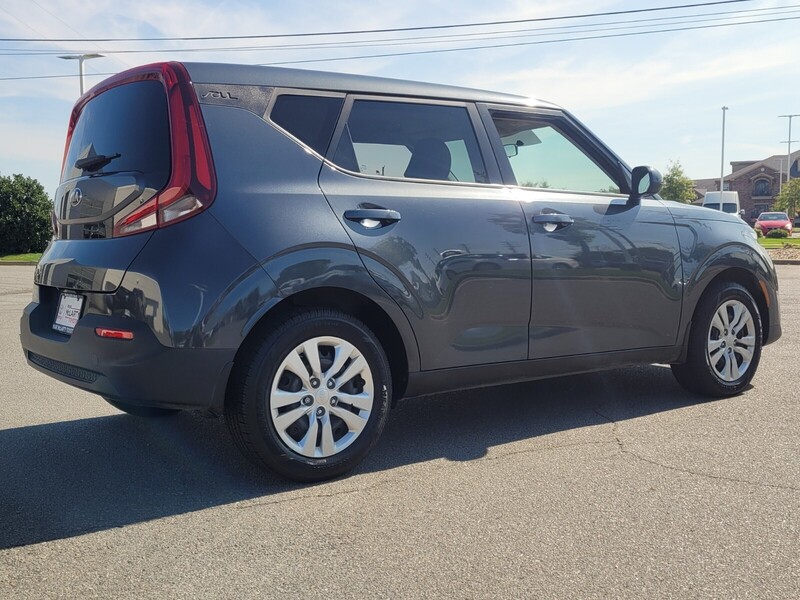2021 Kia Soul LX photo 3
