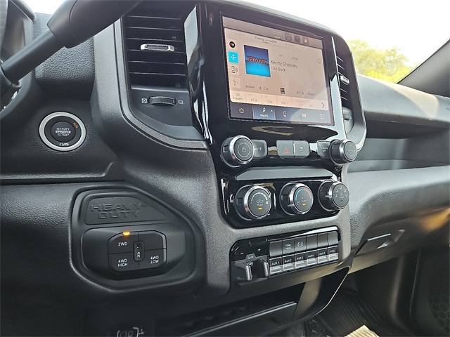 2026 Ram 5500 Tradesman photo 16