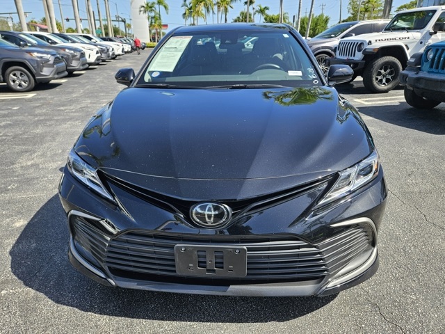 2023 Toyota Camry LE photo 2