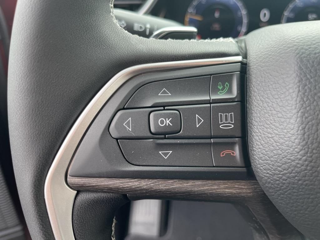 2025 Jeep Grand Cherokee Limited photo 14