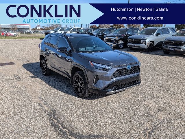 2024 Toyota RAV4 XSE's photo