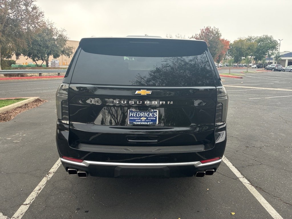 2026 Chevrolet Suburban High Country photo 3