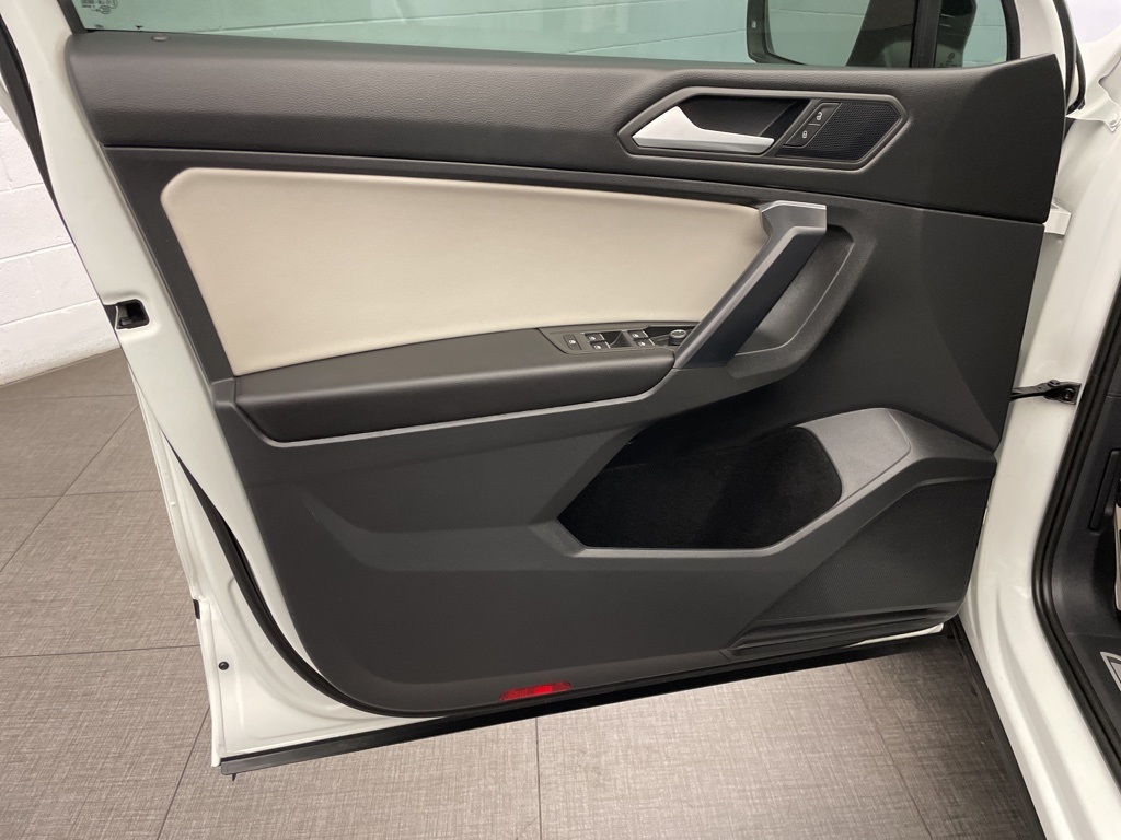 2021 Volkswagen Tiguan SE R-Line Black photo 14