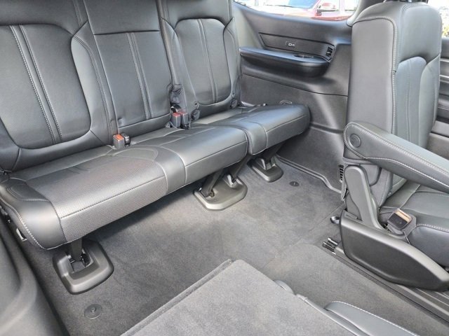 2025 Jeep Wagoneer Series II Carbide photo 2