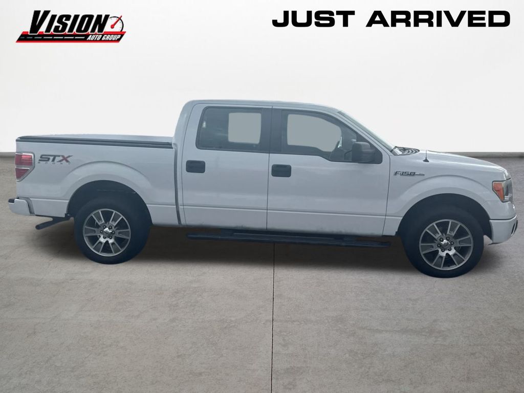 2014 Ford F-150 STX photo 4