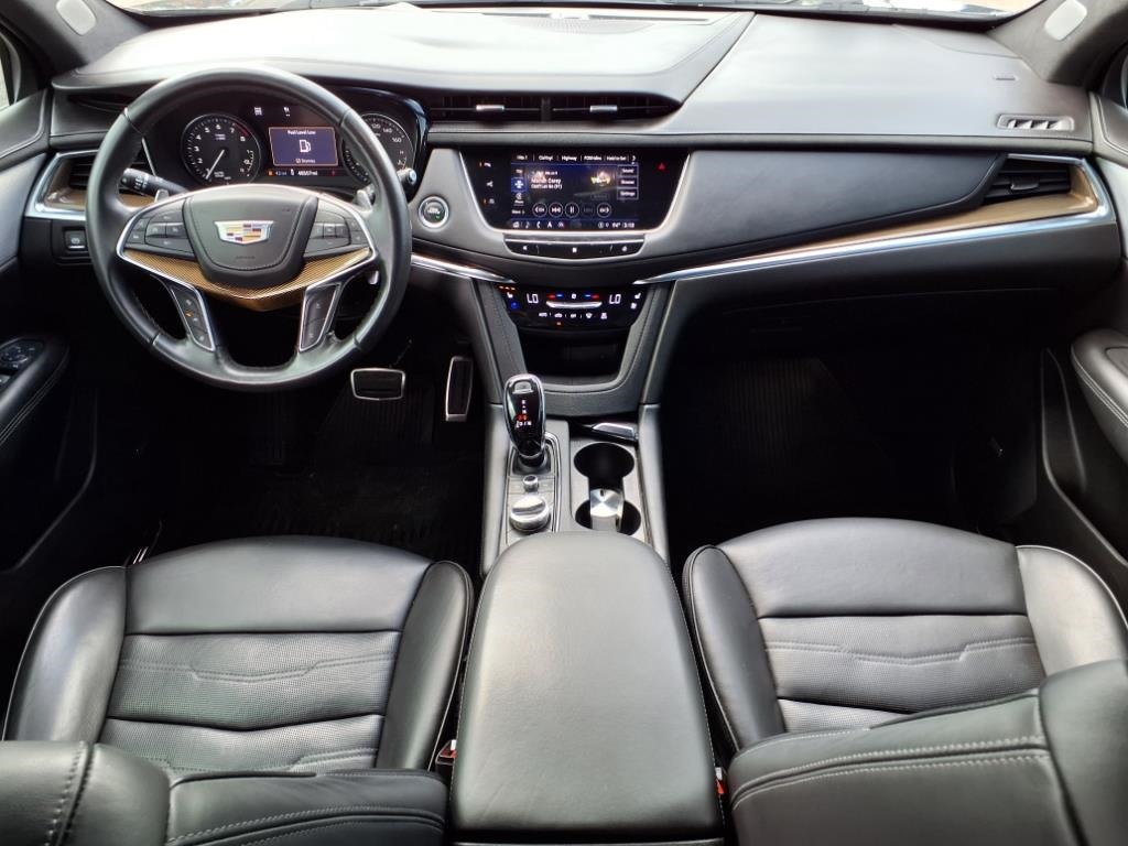 2021 Cadillac XT5 Sport photo 3