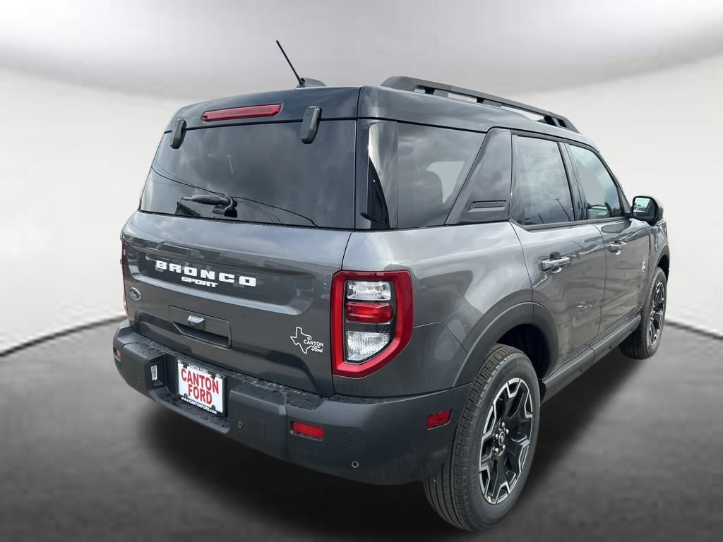 2025 Ford Bronco Sport Outer Banks photo 4