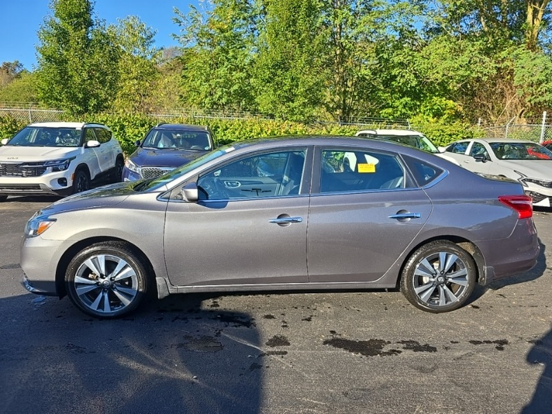 2019 Nissan Sentra SV photo 4