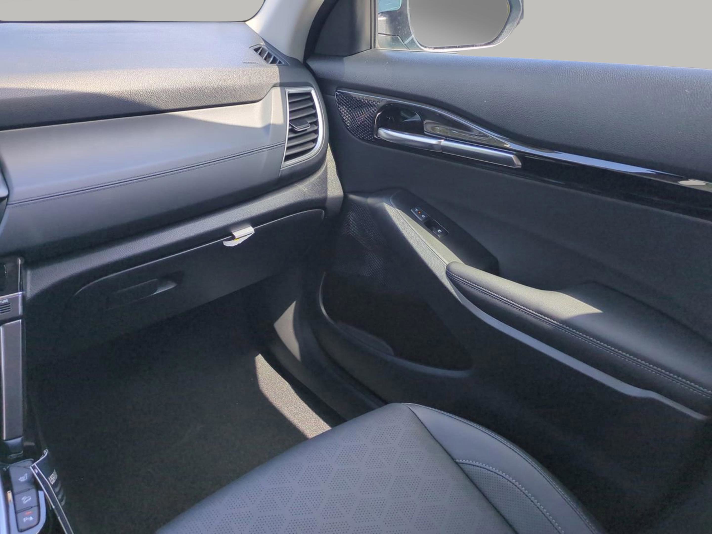2026 Kia Seltos EX photo 28