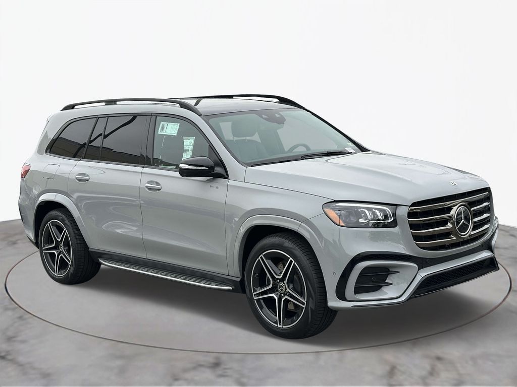 2025 Mercedes Benz GLS 450 4MATIC photo 3
