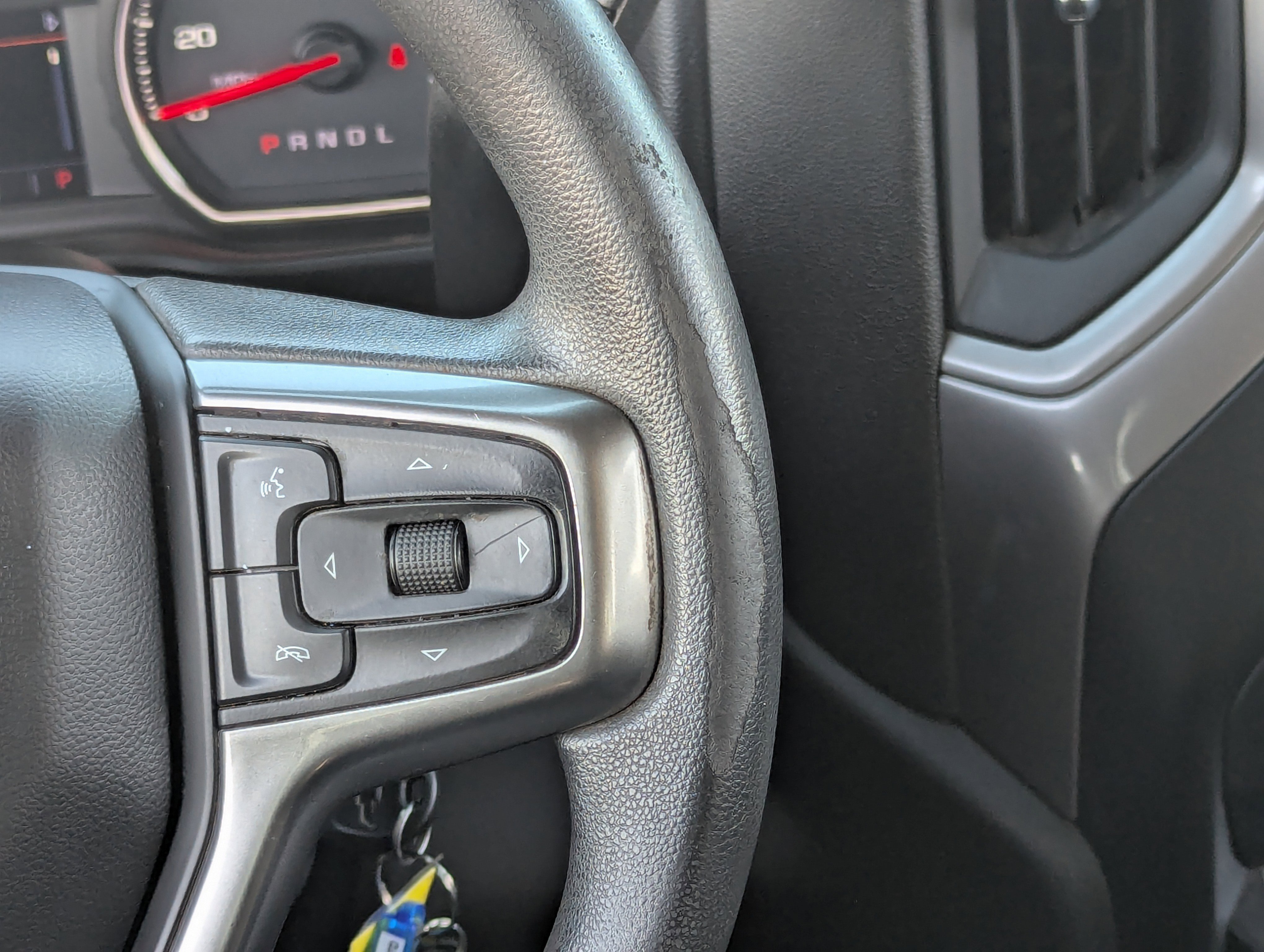 2021 Chevrolet Silverado 1500 Custom photo 2