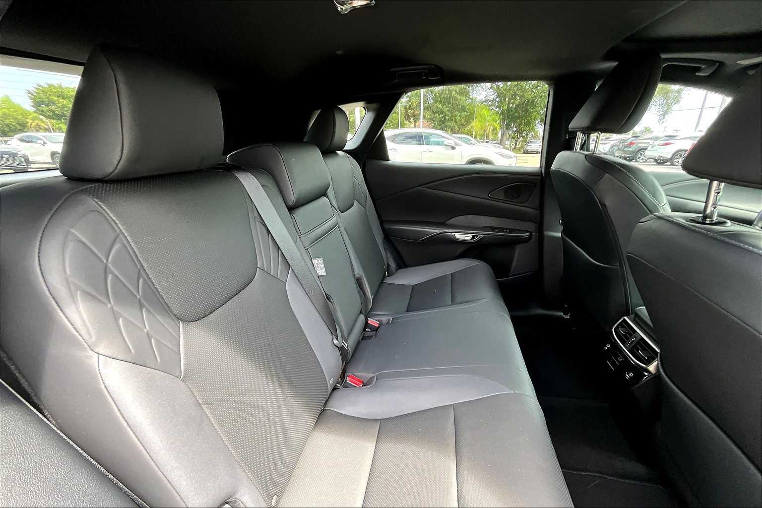 2023 Lexus RX Premium photo 19