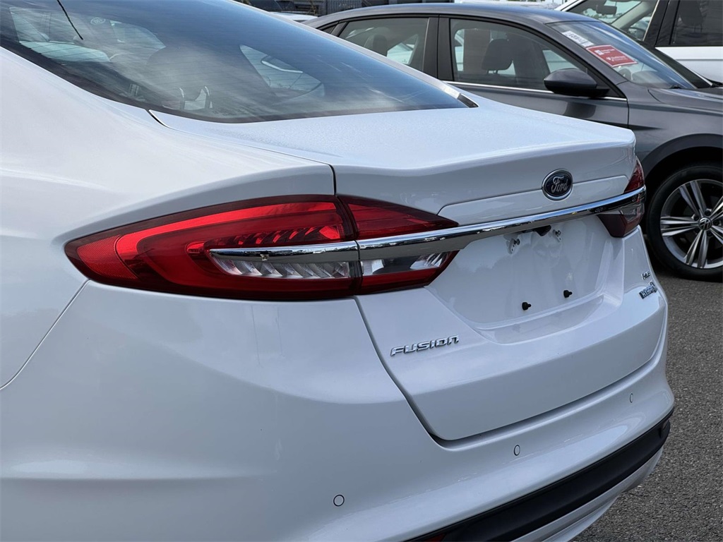 2018 Ford Fusion Hybrid SE photo 10