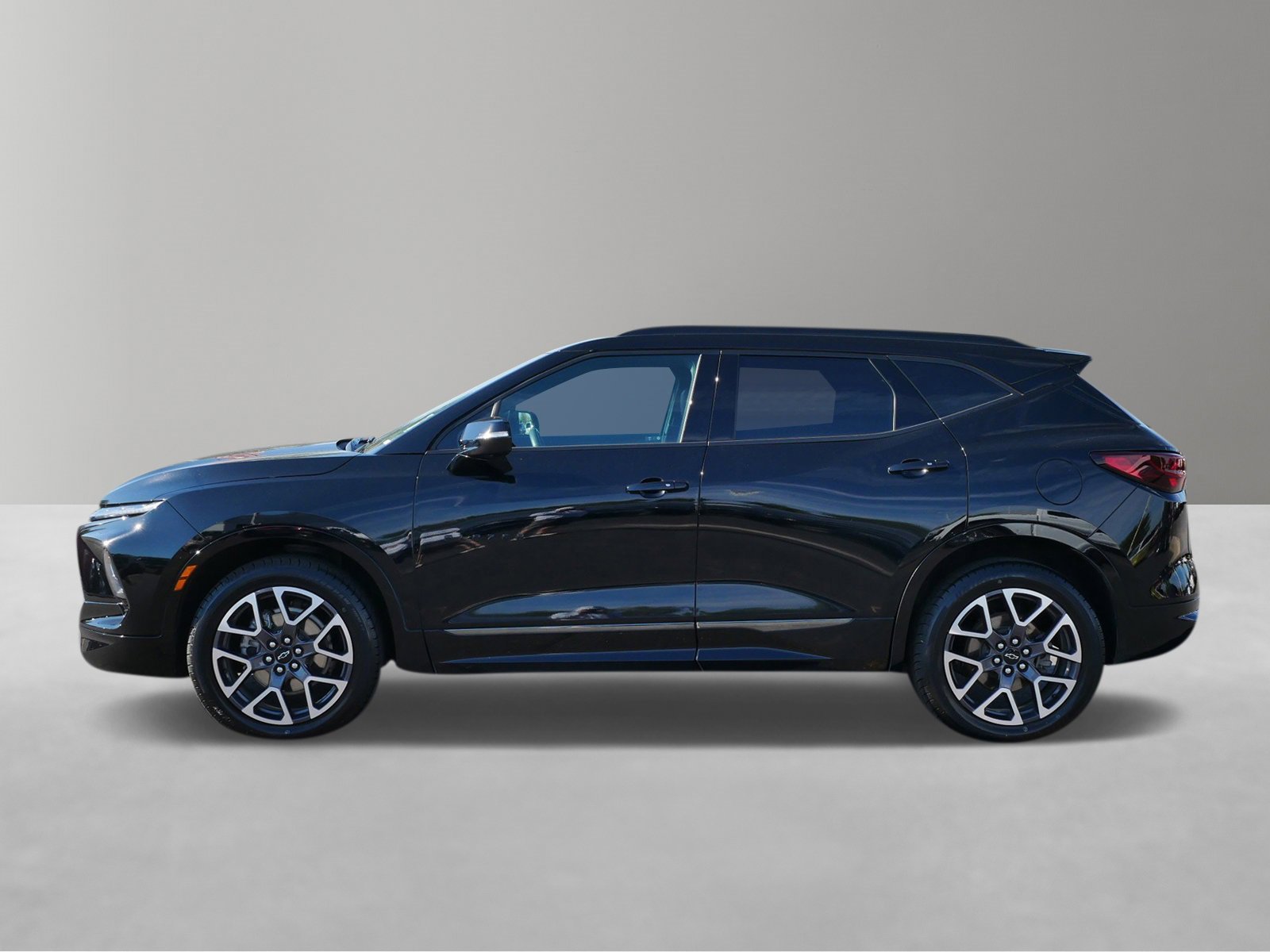 Used 2023 Chevrolet Blazer RS with VIN 3GNKBKRS6PS104487 for sale in White Bear Lake, Minnesota