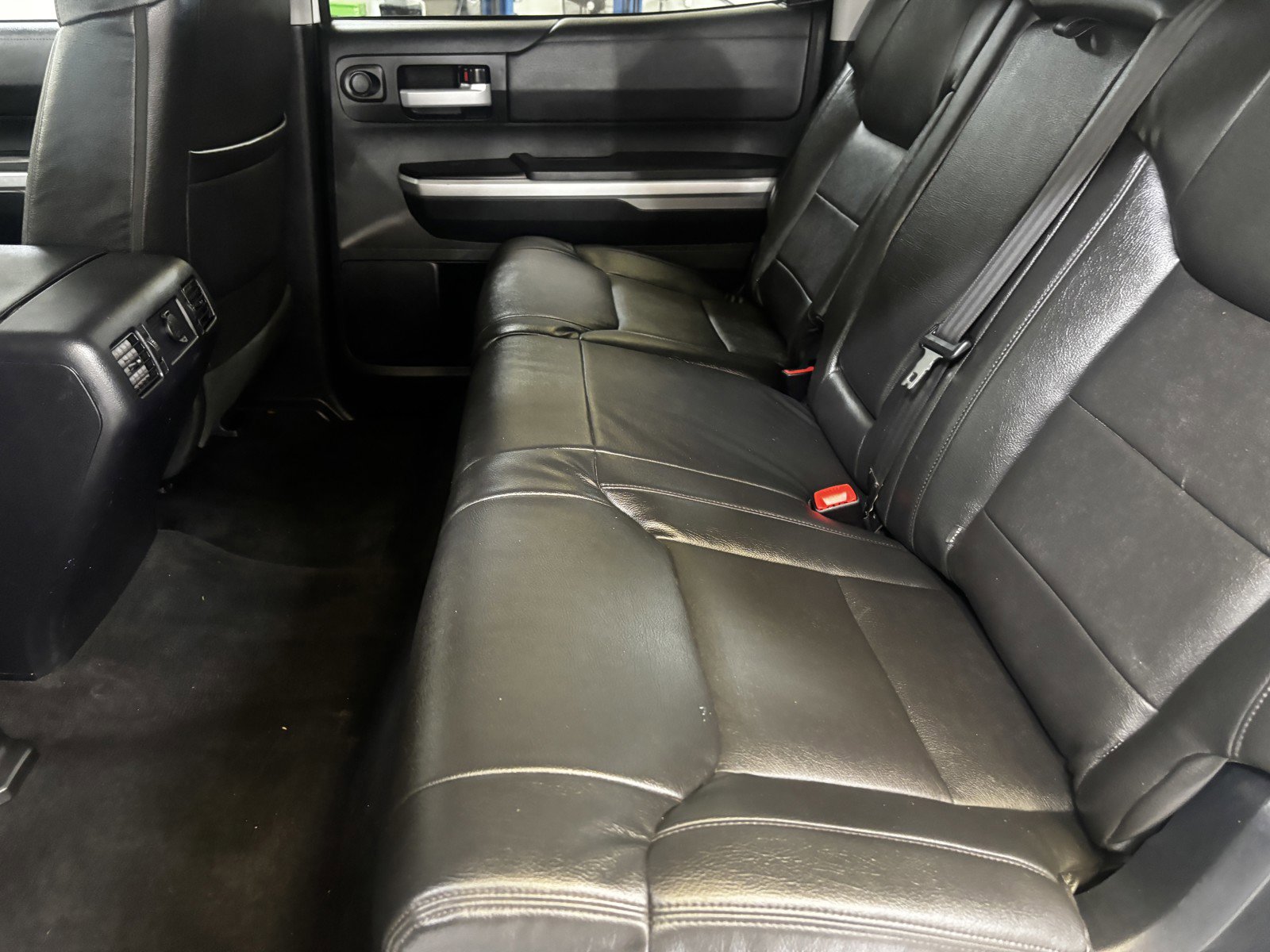 2017 Toyota Tundra SR5 photo 20