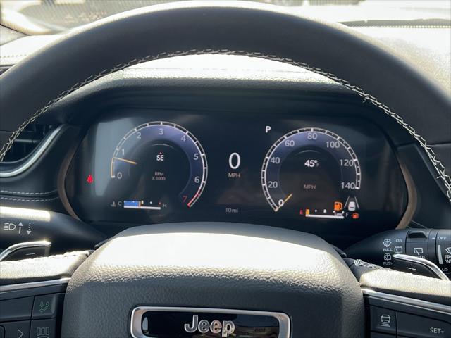 2025 Jeep Grand Cherokee Limited photo 13