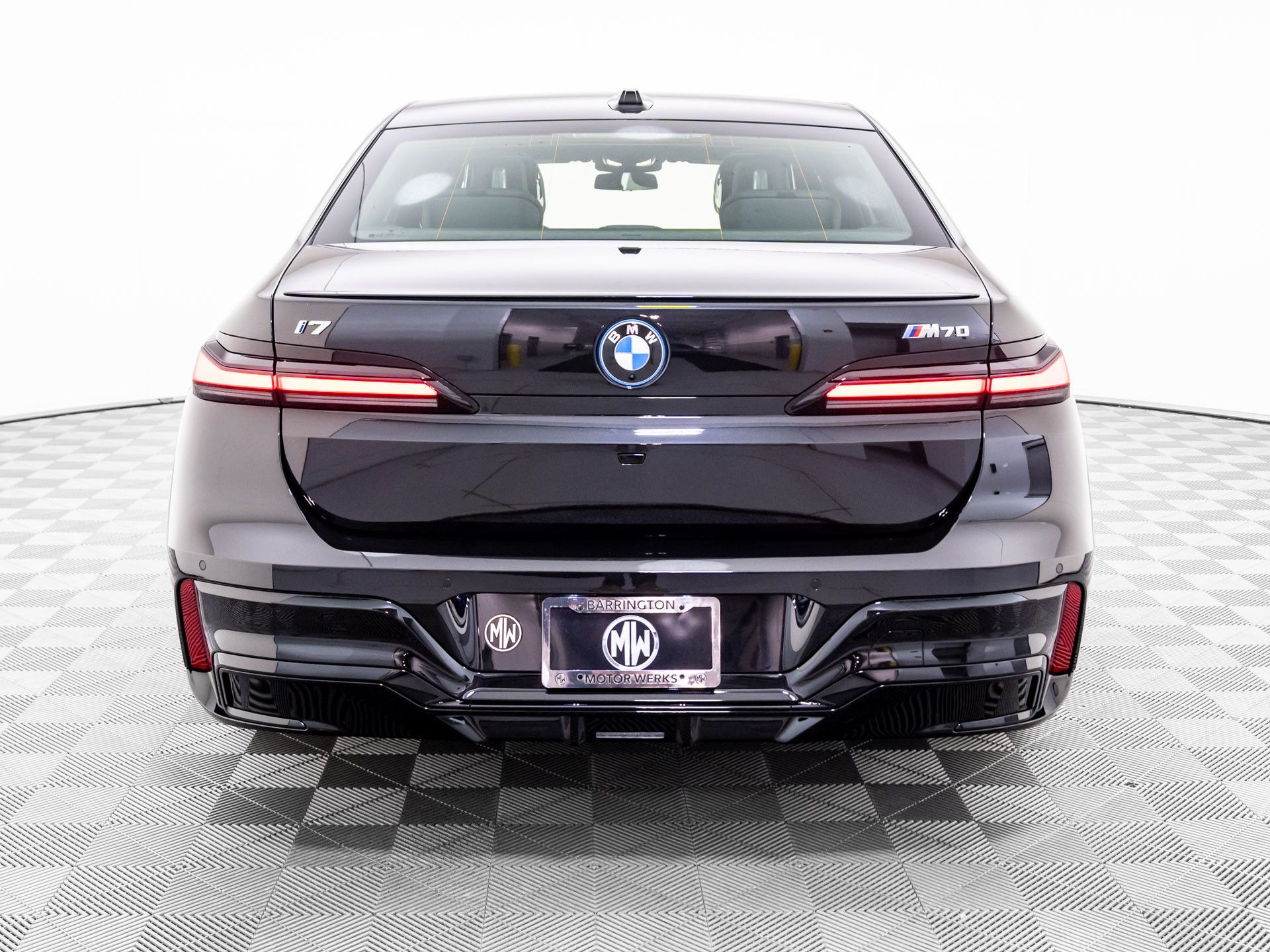New 2025 Black Sapphire Metallic BMW M70 image 5