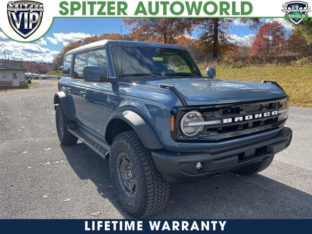 2025 Ford Bronco 4-Door Outer Banks's photo
