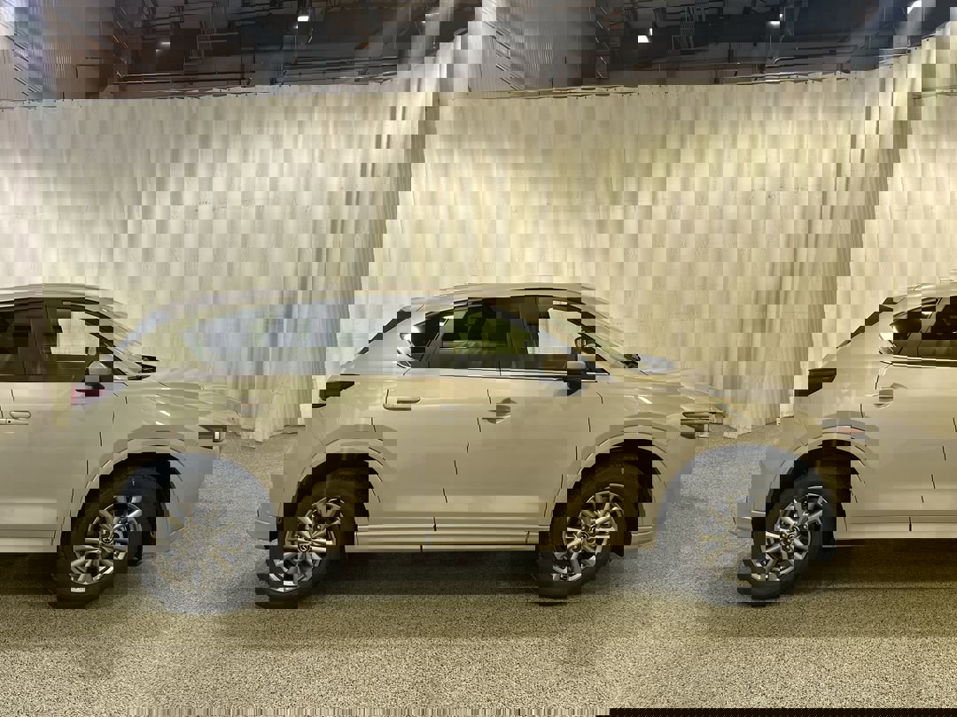 2025 Mazda CX-5 2.5 Select photo 4