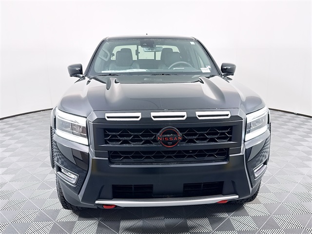 2025 Nissan Frontier PRO-X photo 2