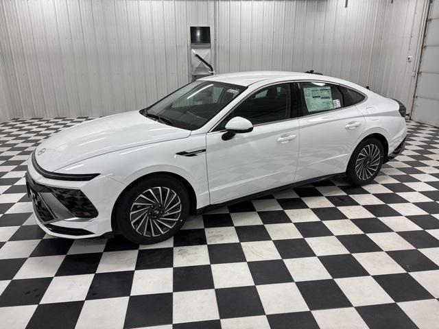 2025 Hyundai Sonata Hybrid SEL's photo