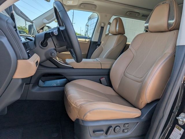 2025 Infiniti QX80 Sensory photo 5