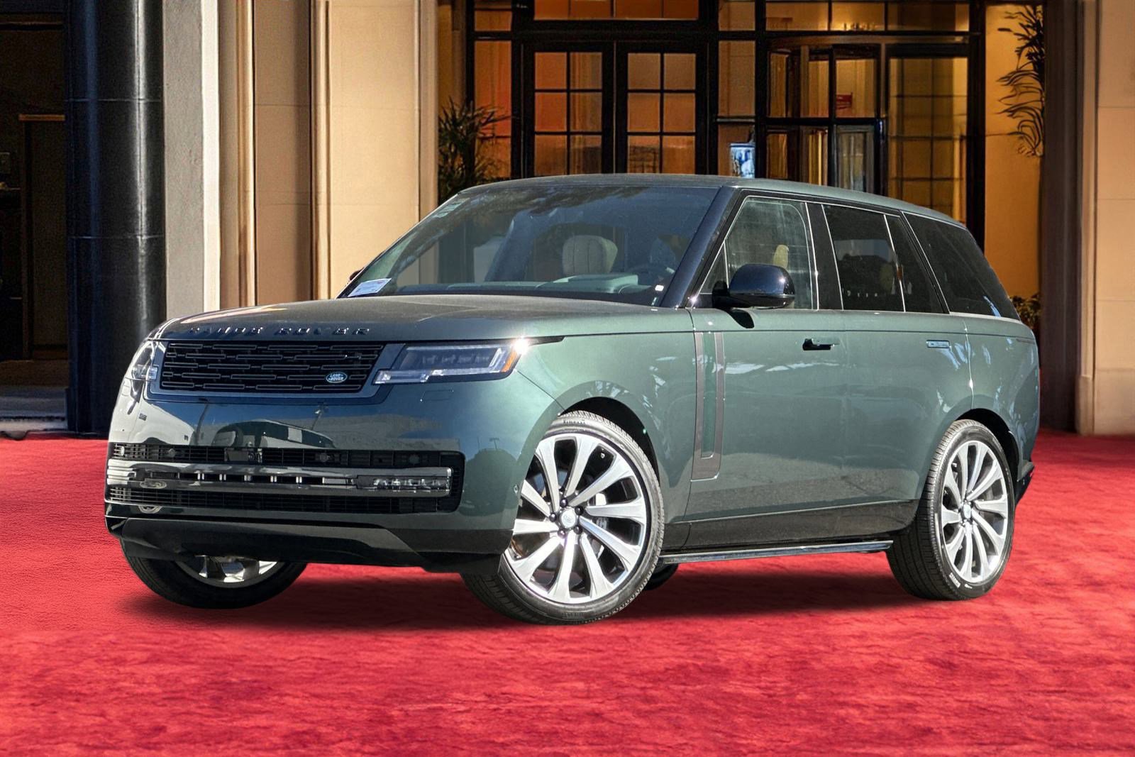 2025 Land Rover Range Rover SE's photo