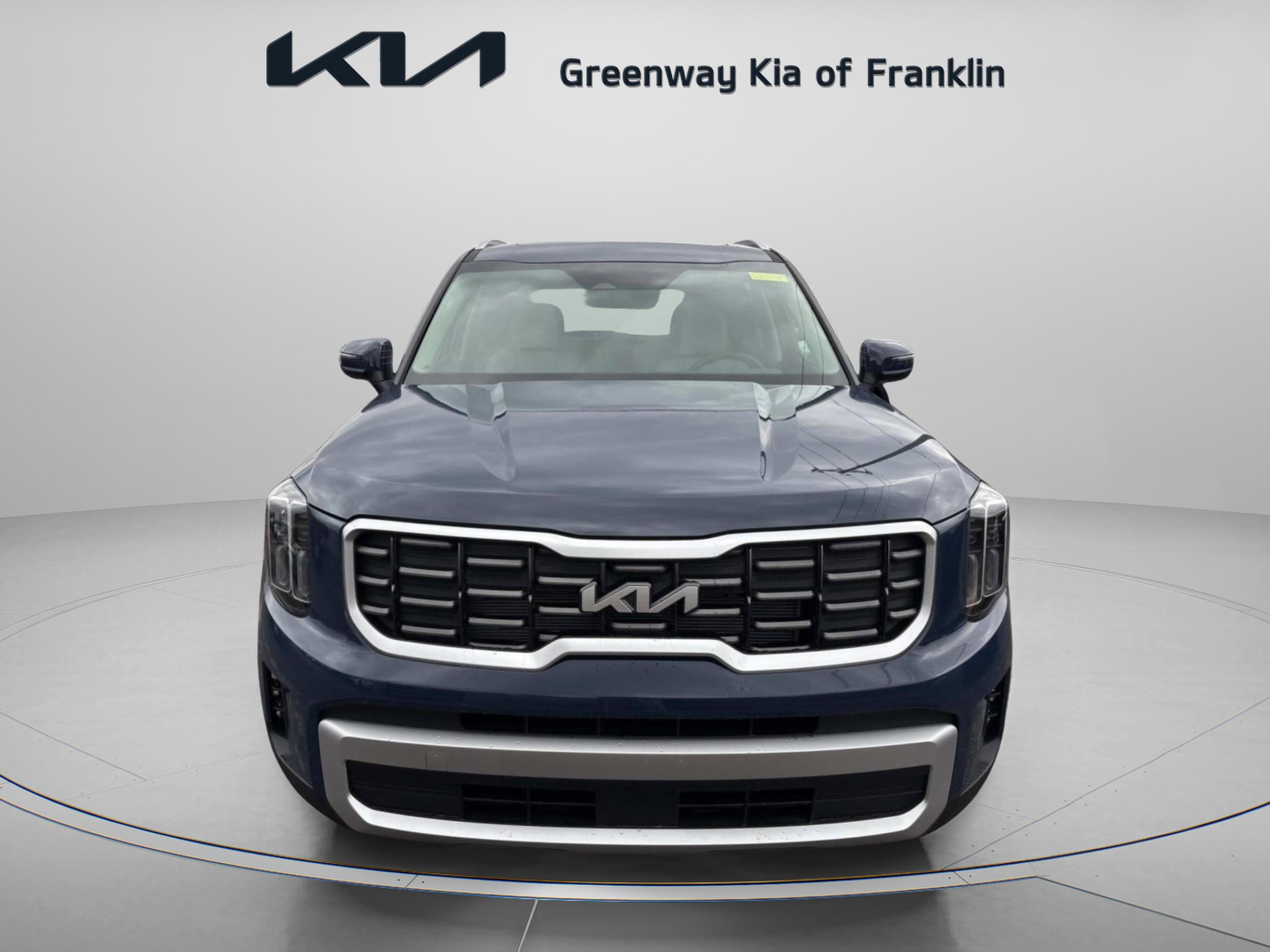 2025 Kia Telluride S photo 2