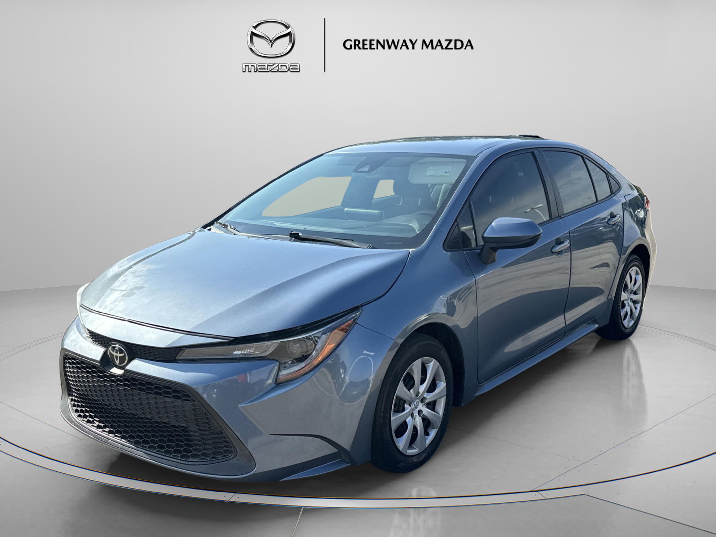 2020 Toyota Corolla LE photo 3