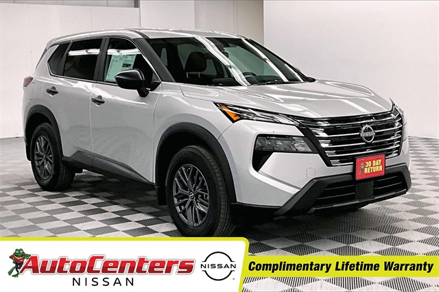 2025 Nissan Rogue S's photo