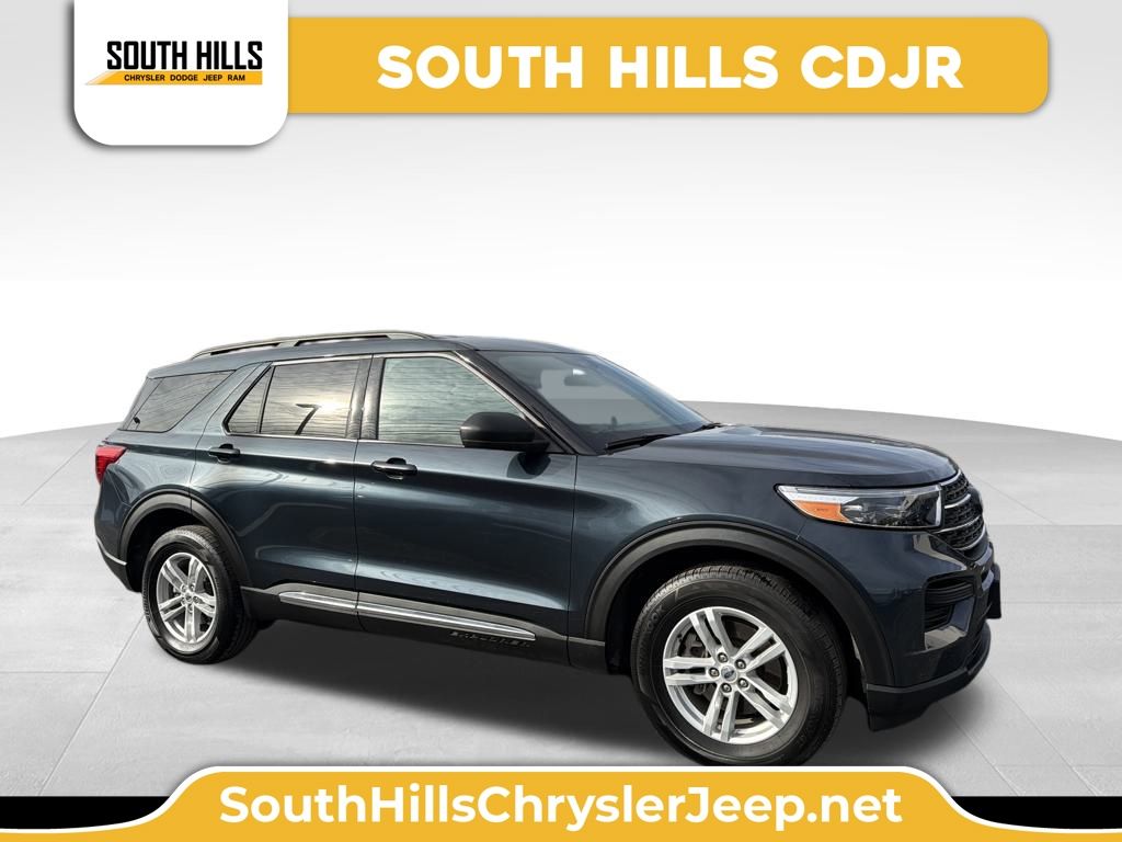 2023 Ford Explorer XLT's photo