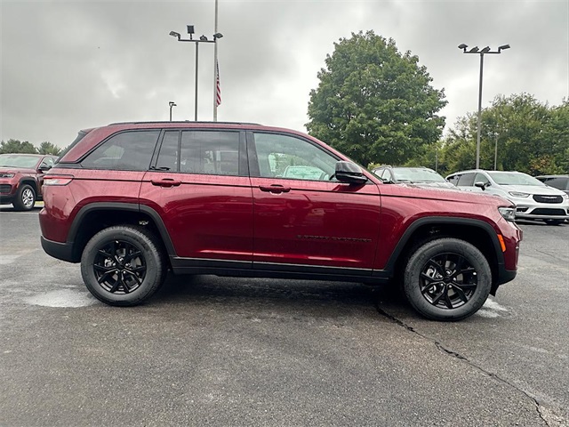 2025 Jeep Grand Cherokee Altitude X photo 9