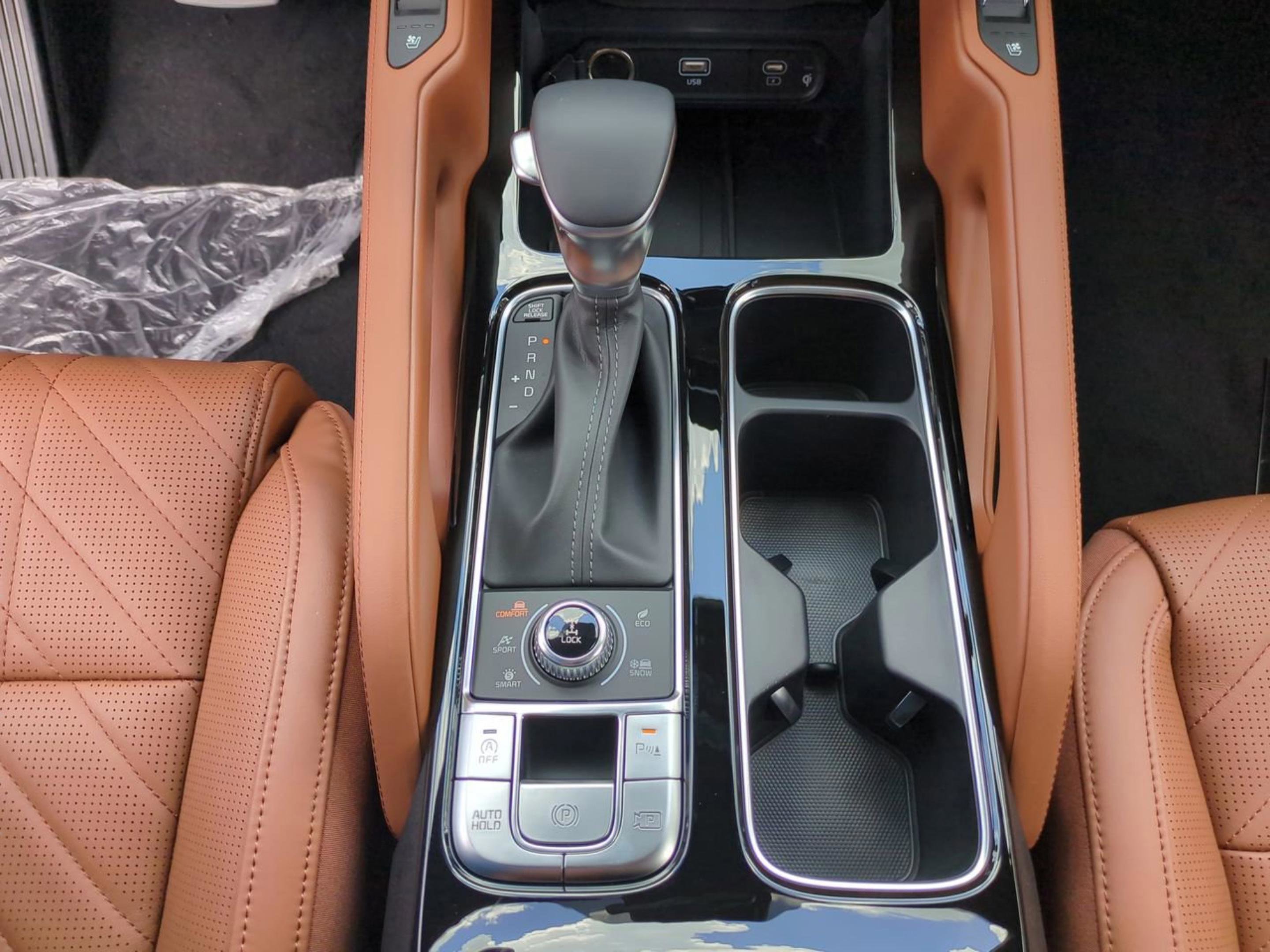 2025 Kia Telluride X-Line photo 18