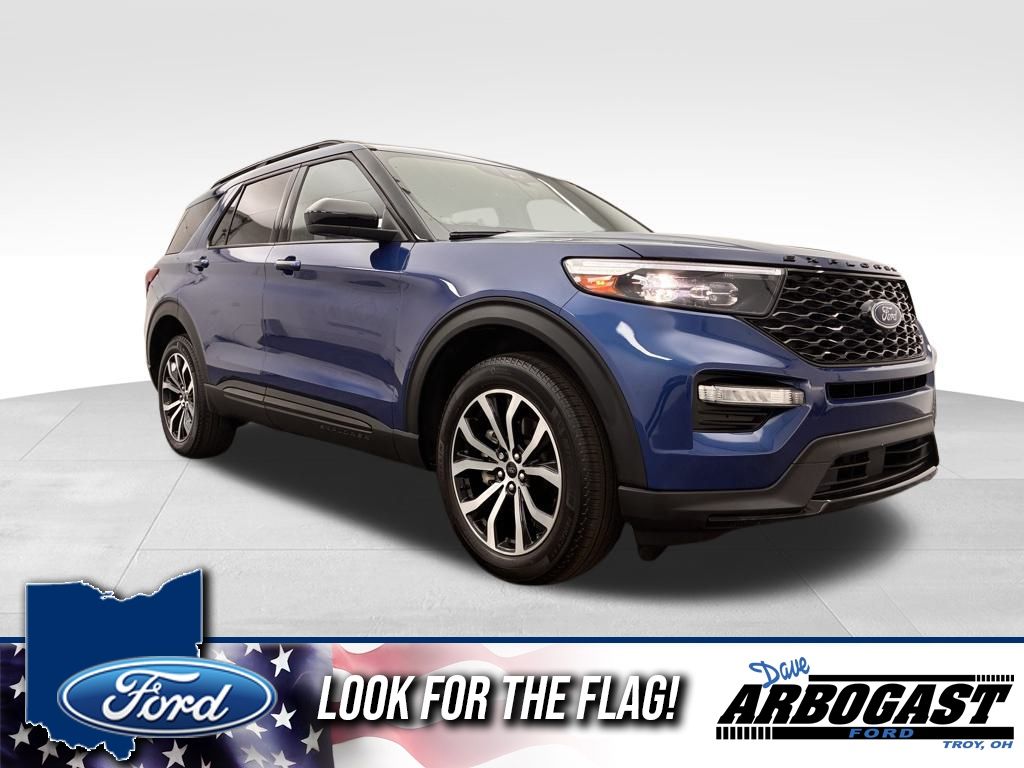 2023 Ford Explorer ST's photo