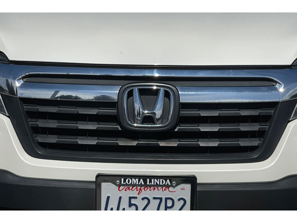 2019 Honda Ridgeline RTL-T photo 42