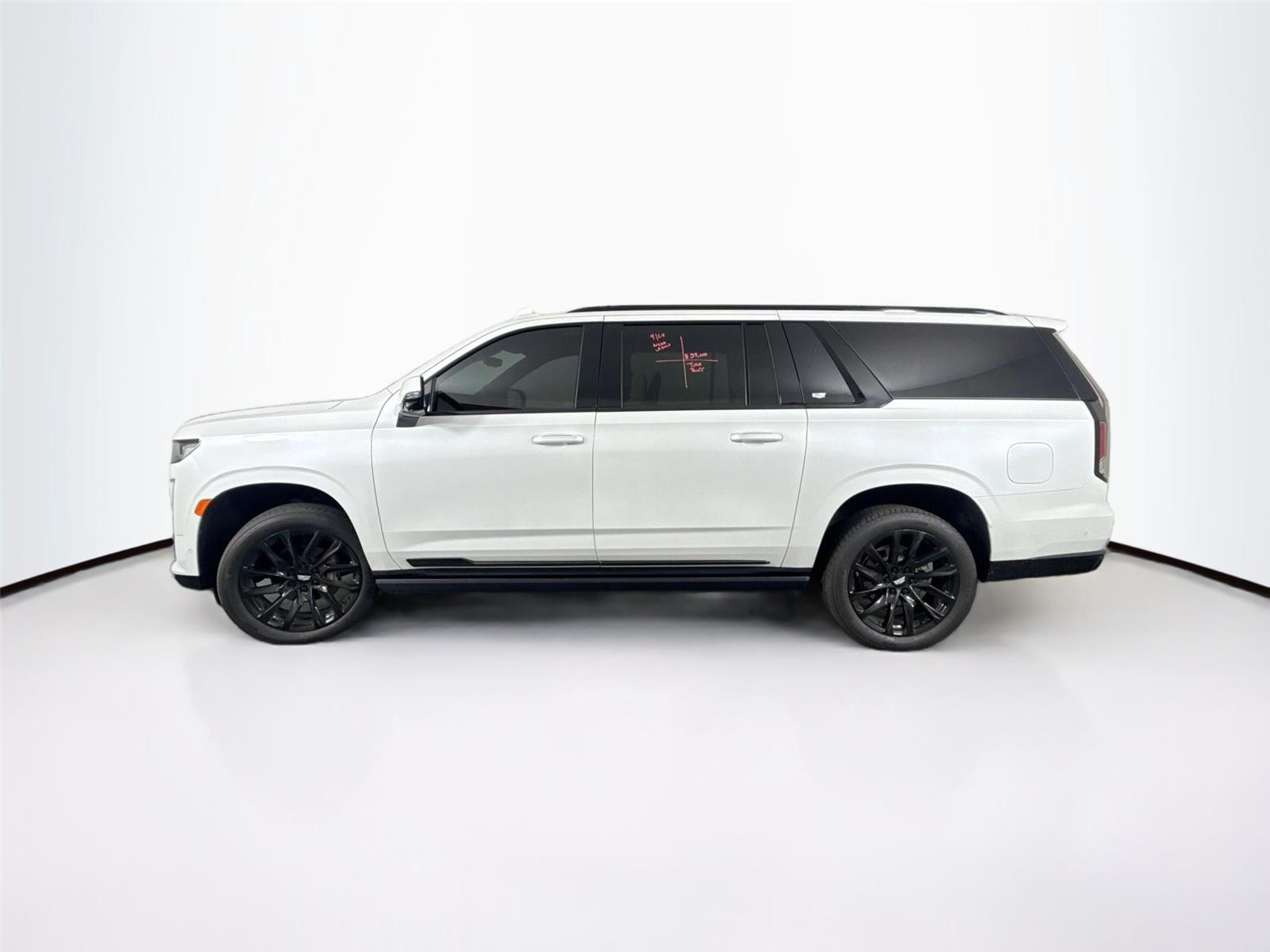 2021 Cadillac Escalade ESV Sport photo 9